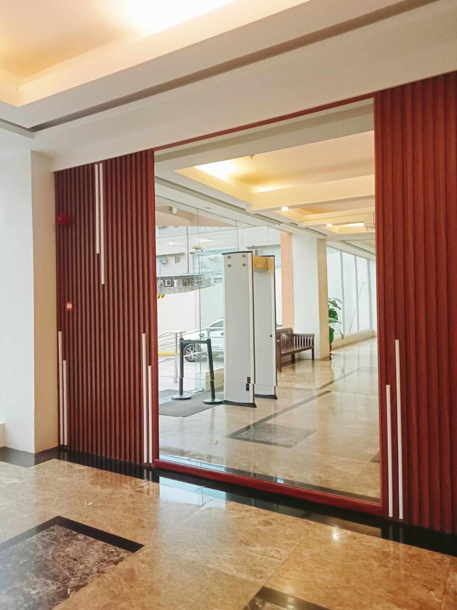 Cityland Tagaytay Taal Lake View City View Free Pool Parking Studios With Balcony Are City View Tagaytay City Exterior photo